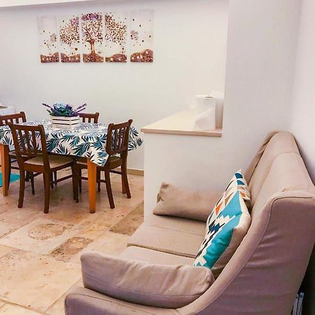 Mediterranea Deluxe House Молфета Екстериор снимка